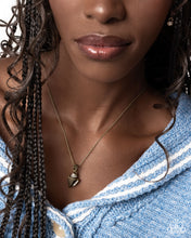 Load image into Gallery viewer, Conch Confidence - Brass Necklace