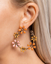 Load image into Gallery viewer, Wreathed Welcome - Gold Post Earrings
