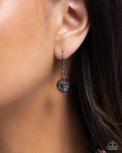 Load image into Gallery viewer, Refulgent Reformation - Green Gunmetal Necklace