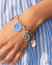 Load image into Gallery viewer, Coastal Connoisseur - Blue Bracelet