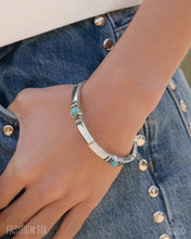 Load image into Gallery viewer, Badlands Beginning - Blue Bracelet
