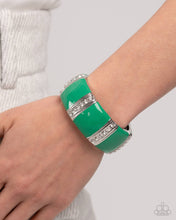 Load image into Gallery viewer, Colored Cameo - Green Bracelet