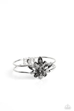 Load image into Gallery viewer, Chic Corsage - Silver Bracelet