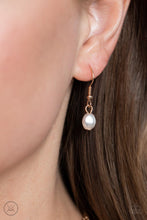 Load image into Gallery viewer, Offshore Oasis - Gold Choker Necklace