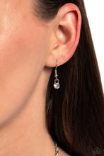 Load image into Gallery viewer, Cats Eye Couture - Blue Necklace