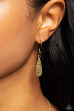 Load image into Gallery viewer, Compelling Confetti - Brass Necklace