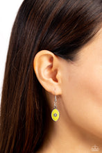 Load image into Gallery viewer, Pressed Flowers - Green Necklace