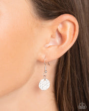 Load image into Gallery viewer, Dedicated Diva - Blue Necklace