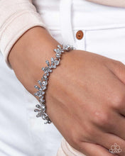 Load image into Gallery viewer, Leafy Lass - White Bracelet