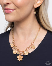 Load image into Gallery viewer, Secretive Sprig - Brown Necklace