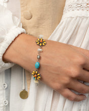 Load image into Gallery viewer, Triumphant Trellis - Yellow Bracelet