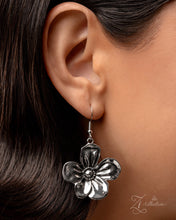 Load image into Gallery viewer, Inquisitive - Silver 2025 Zi Collection Necklace