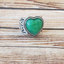Load image into Gallery viewer, Stone Age Admirer - Green Ring