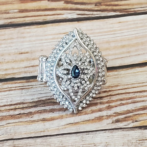 Glammed Up Gardens - Blue Ring
