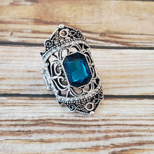 Load image into Gallery viewer, Undefinable Dazzle - Blue Ring