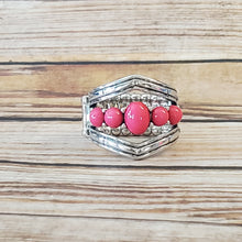 Load image into Gallery viewer, Show-Stopping Chevron - Pink Ring