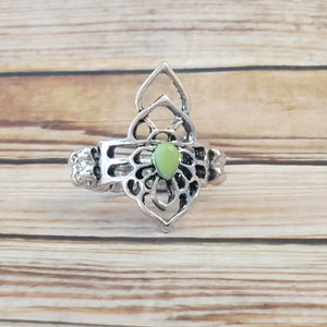 Taj MAHALO - Green Dainty Ring
