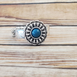 Daisy Dawn - Blue Dainty Ring