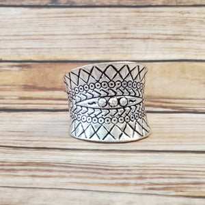 Villa Vibe - Silver Ring