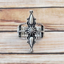 Load image into Gallery viewer, Westward Expansion - Silver Ring