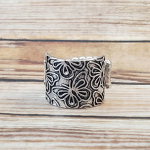 Load image into Gallery viewer, Butterfly Bayou - Silver Ring