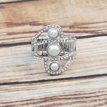 Load image into Gallery viewer, Color Me Envious - White Ring