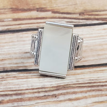Load image into Gallery viewer, Mystical Marinas - White Ring