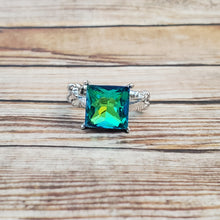 Load image into Gallery viewer, Ready For My Coronation - Green Ring