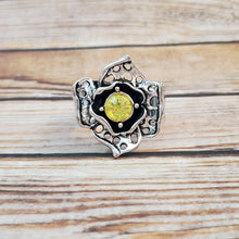 Load image into Gallery viewer, Glowing Gardens - Yellow Ring