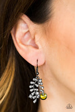 Load image into Gallery viewer, Make You VINE - Green Earrings