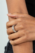 Load image into Gallery viewer, Vintage Elegance - White Ring