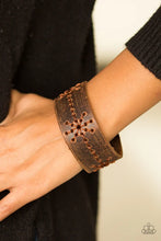 Load image into Gallery viewer, Nautical Nature - Brown Bracelet