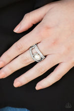 Load image into Gallery viewer, Bank Run - White Ring