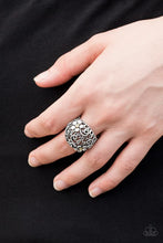 Load image into Gallery viewer, Spring Holiday - Yellow Ring