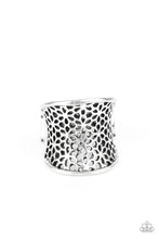 Load image into Gallery viewer, Garden Safari - Silver Ring