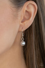 Load image into Gallery viewer, Uptown Opulence - Silver Necklace
