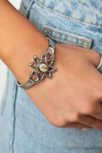 Load image into Gallery viewer, Sahara Garden - White Bracelet