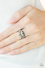 Load image into Gallery viewer, Lotus Crowns - Silver Ring