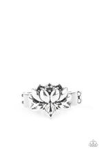 Load image into Gallery viewer, Lotus Crowns - Silver Ring