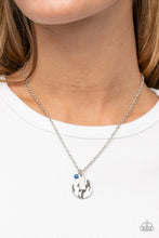 Load image into Gallery viewer, Minimal EFFORTLESS - Blue Necklace