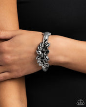 Load image into Gallery viewer, Glamorously Garnished - Silver