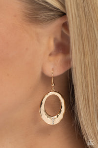 Center Stage Classic - Gold Earrings