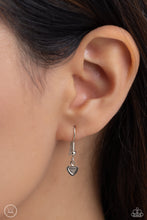 Load image into Gallery viewer, Cupid Catwalk - Silver Choker Necklace