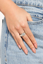 Load image into Gallery viewer, Monogram Memento - O - Silver Ring