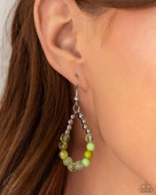 Load image into Gallery viewer, Piquant Pattern - Green Necklace