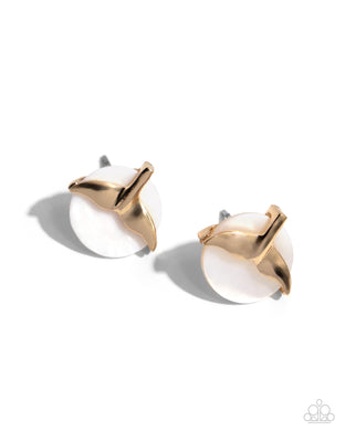 Mermaidcore - Gold Post Earrings
