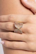 Load image into Gallery viewer, Pinched Promise - Gold Ring