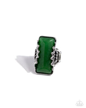 Load image into Gallery viewer, Scalloped Stone - Green Ring