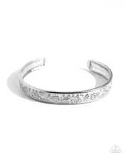 Load image into Gallery viewer, Vintage Value - White Bracelet