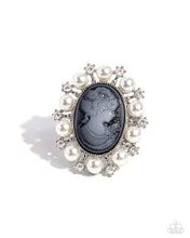 Load image into Gallery viewer, Vintage Glam - Black Ring